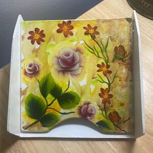 VTG Floral hand Painted Wooden-napkin holder